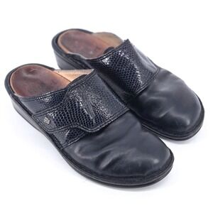 Finn Comfort Amalfi Black Leather Embossed Snake Accent Strap Clog Mule 40 US 9
